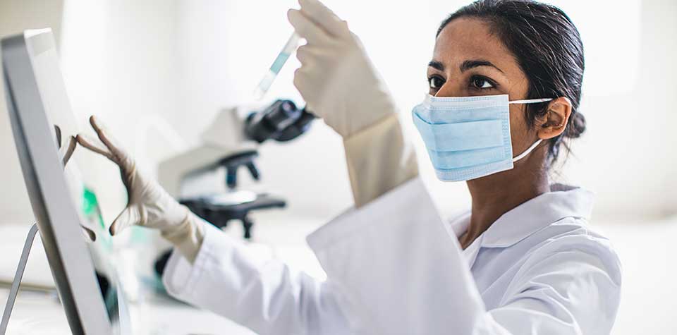 What to Expect After You Complete a Medical Lab Technician Program