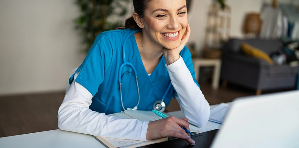 RN to BSN Online: How Nurses Are Leveling Up Their Careers at Cambridge College of Healthcare & Technology