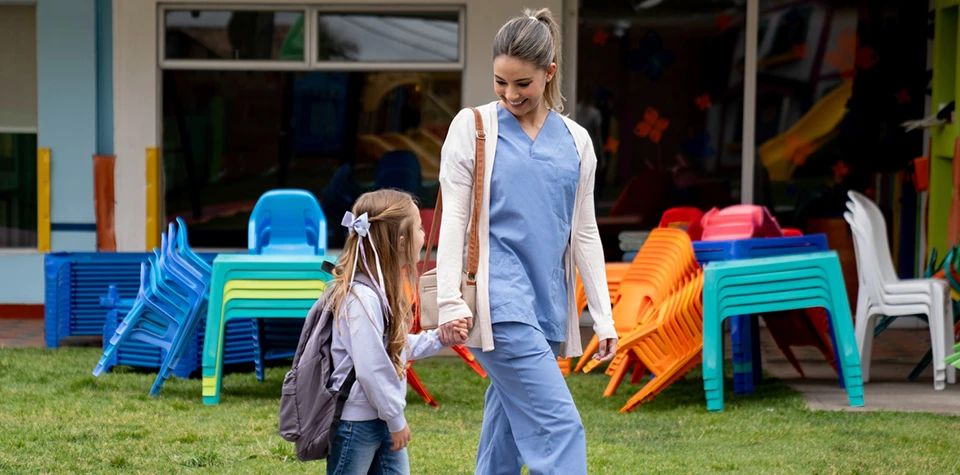 Can You Go Back to School While Raising Kids? A Realistic Guide for Parents Starting a Healthcare or Technology Program