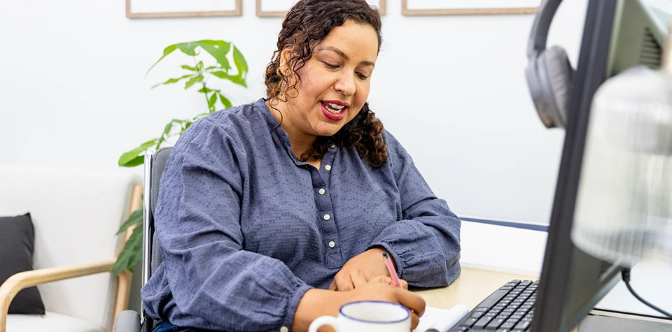 How Does Online Education Work at Cambridge College of Healthcare & Technology?